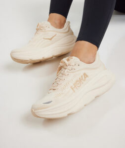 HOKA Bondi 9 Vanilla / Birch